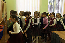 Репетиция смотра строя и песни 2В